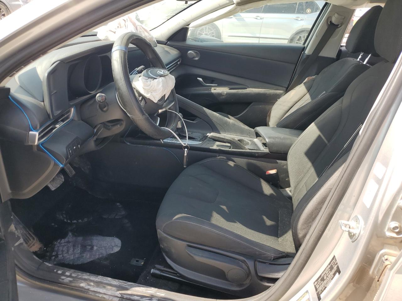 5NPLM4AG3MH011698 2021 Hyundai Elantra Sel