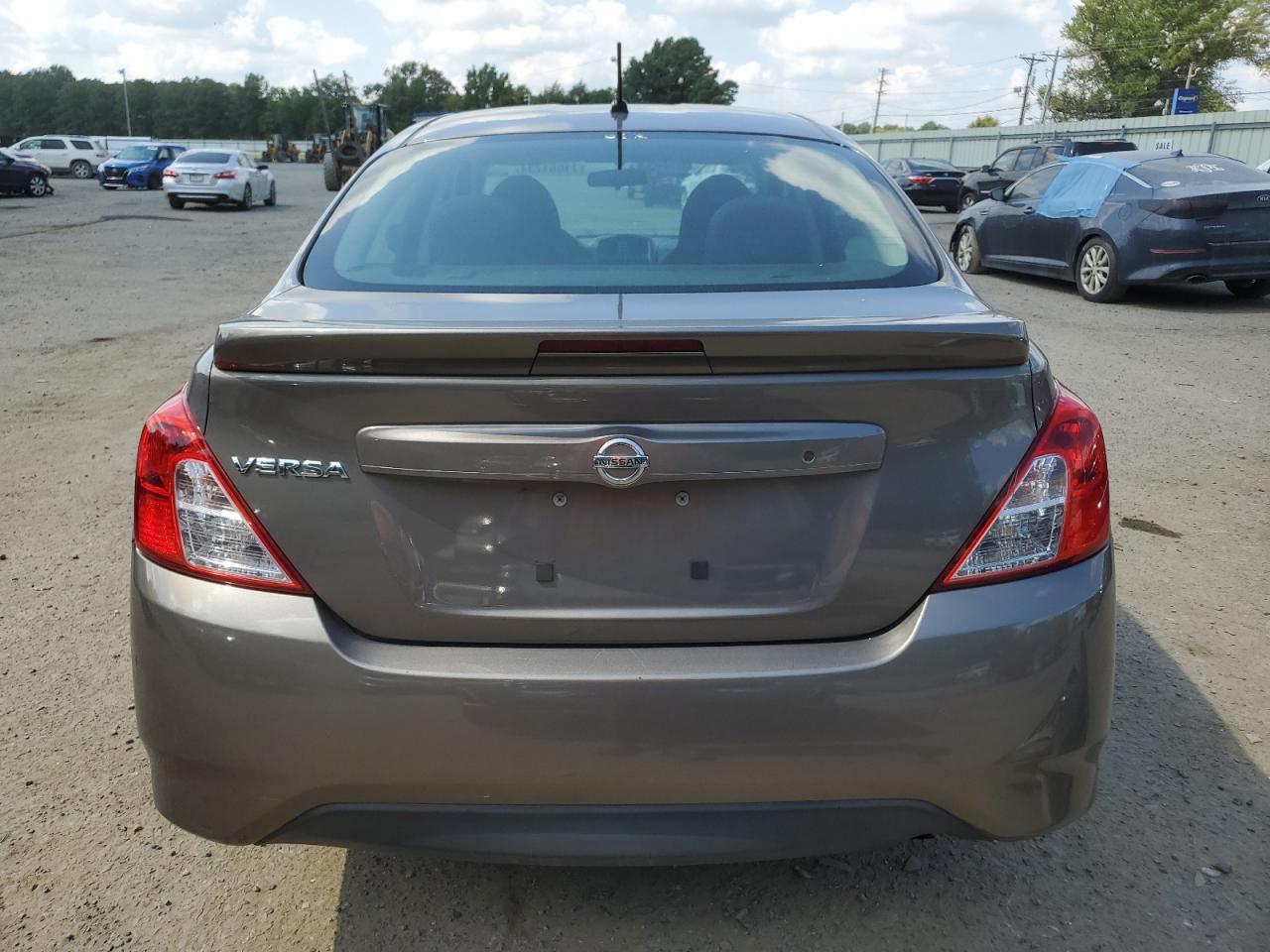 2017 Nissan Versa S VIN: 3N1CN7AP5HL846970 Lot: 71061734