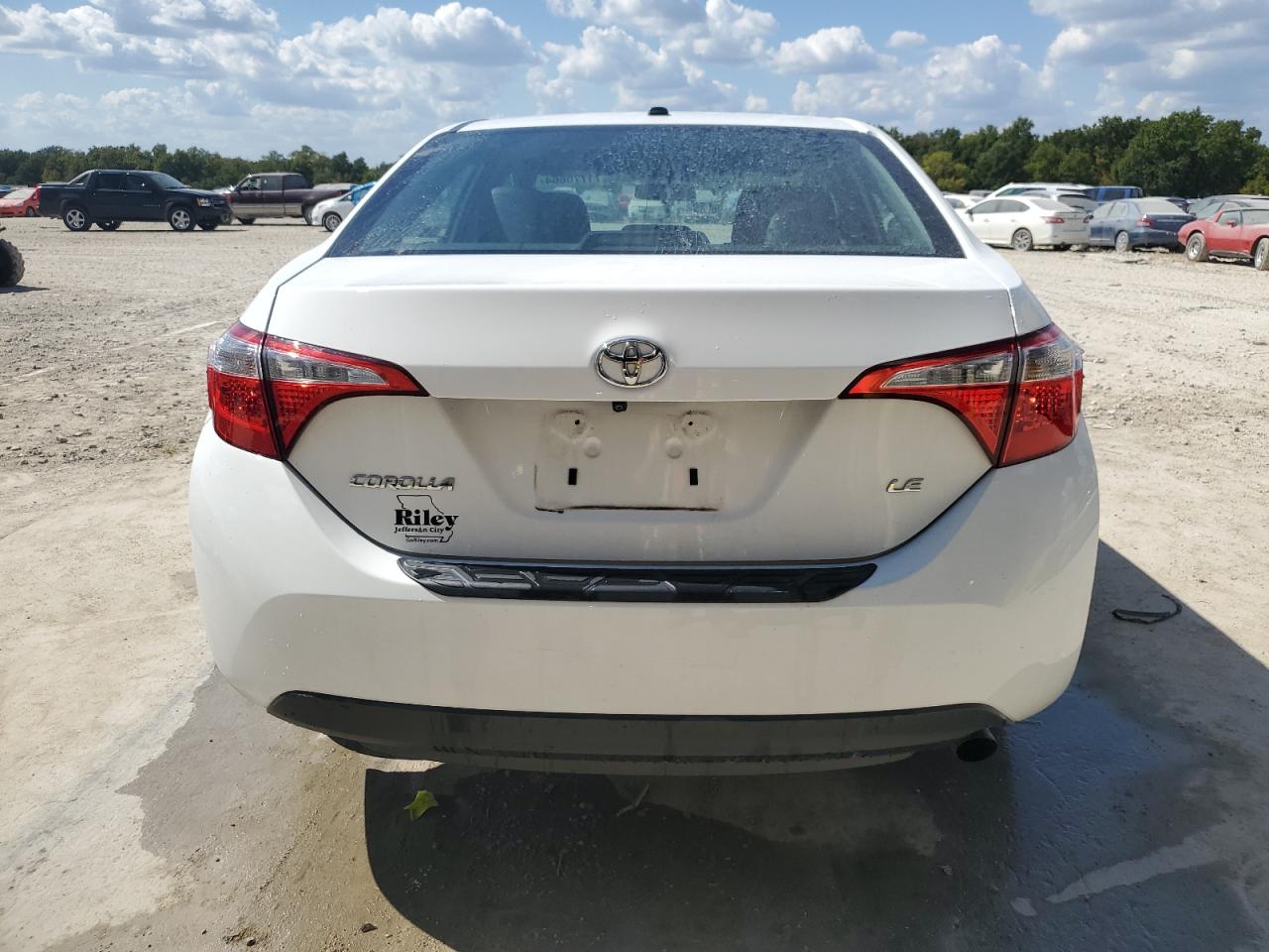 2015 Toyota Corolla L VIN: 5YFBURHE1FP295027 Lot: 71770864