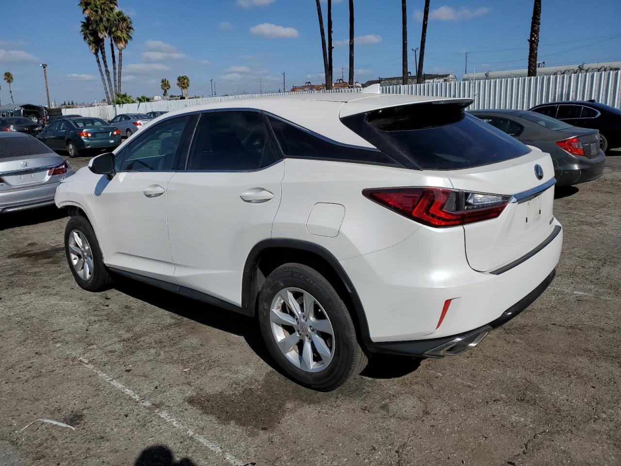 2T2ZZMCAXHC039796 2017 LEXUS RX - Image 2