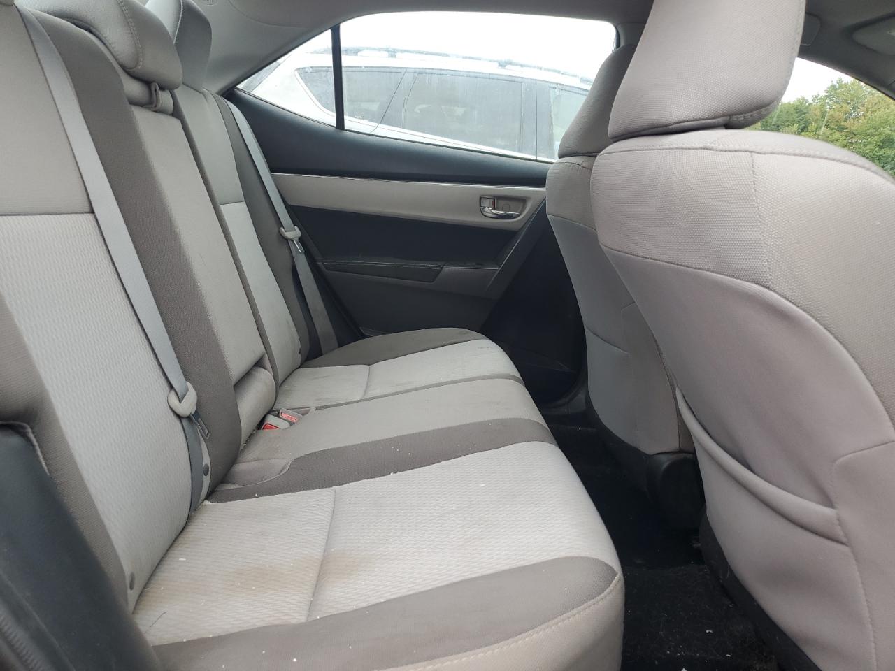 2017 Toyota Corolla - Image 10