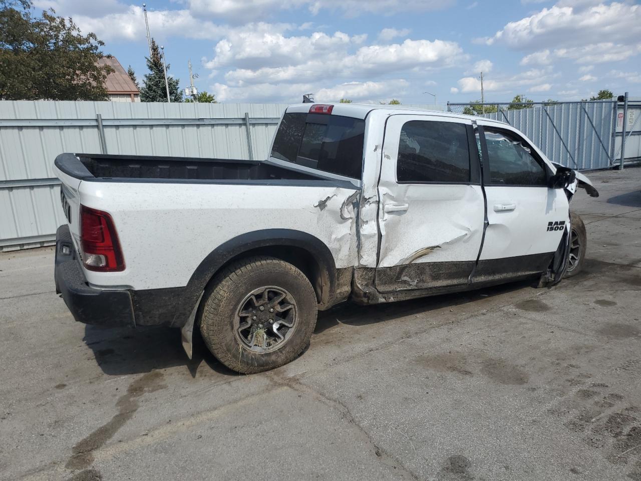 2018 RAM 1500 - Image 3
