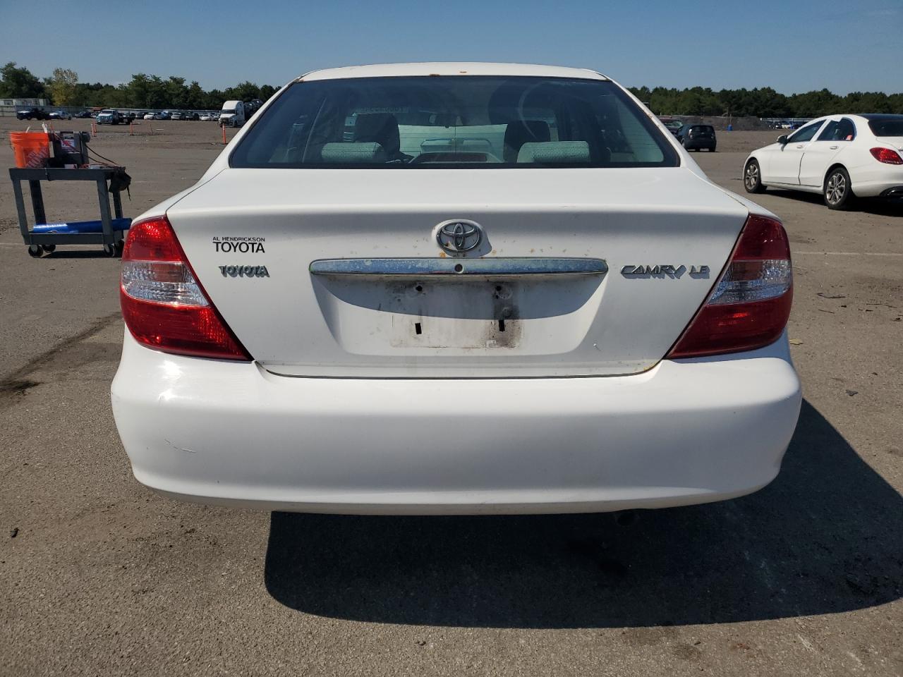 4T1BE32K82U066703 2002 Toyota Camry Le