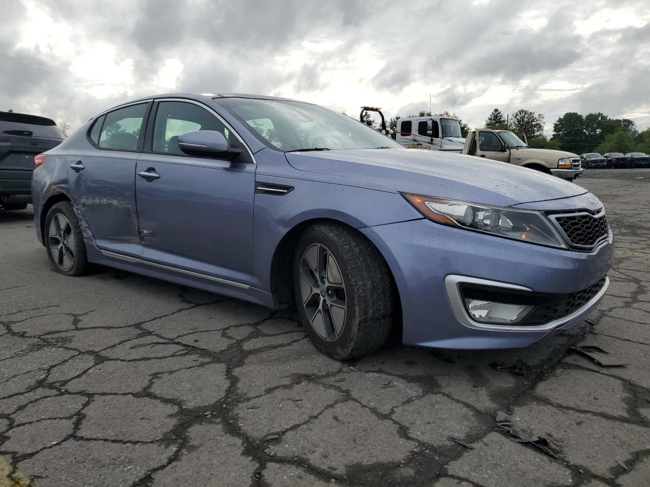 2011 Kia Optima - Image 4