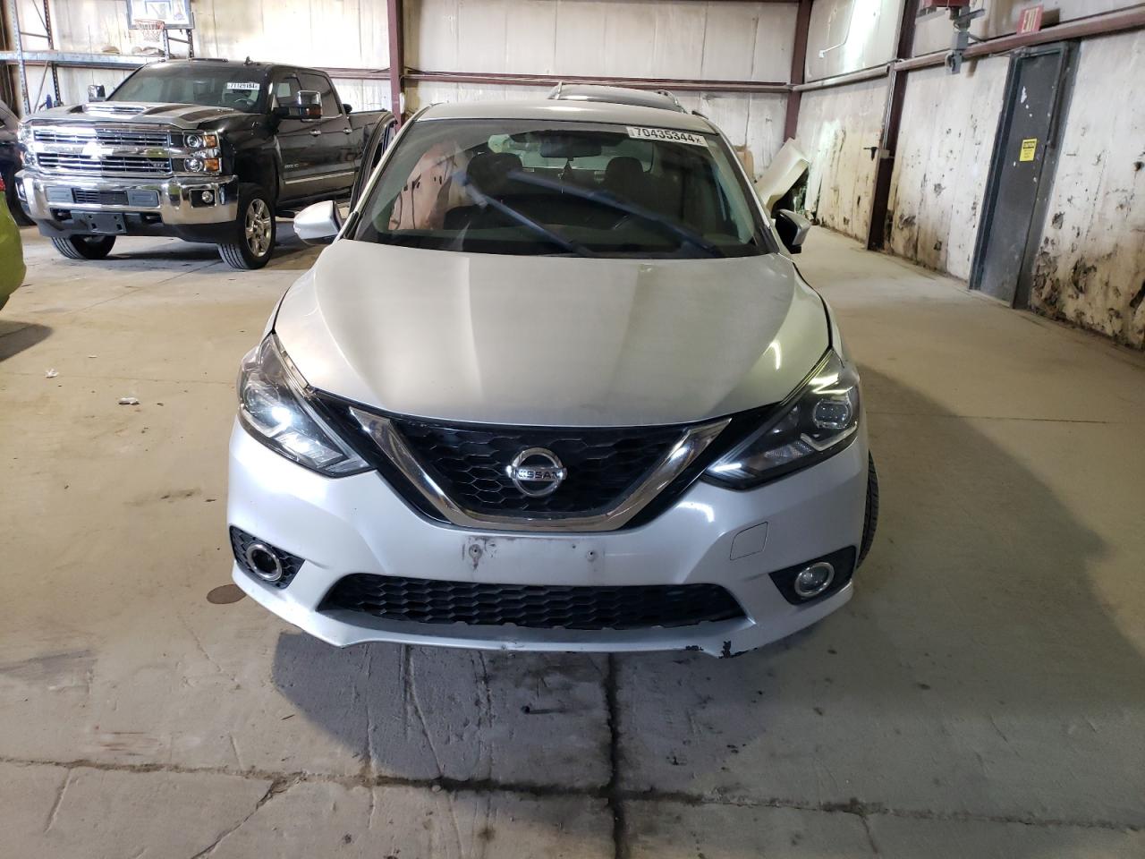 2016 Nissan Sentra - Image 5