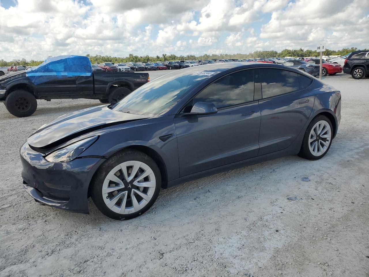 5YJ3E1EA4PF558094 2023 TESLA MODEL 3 - Image 1