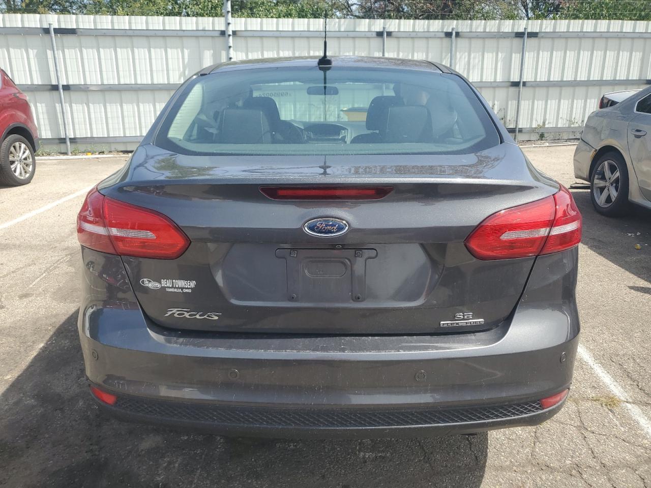 1FADP3F2XGL403781 2016 Ford Focus Se