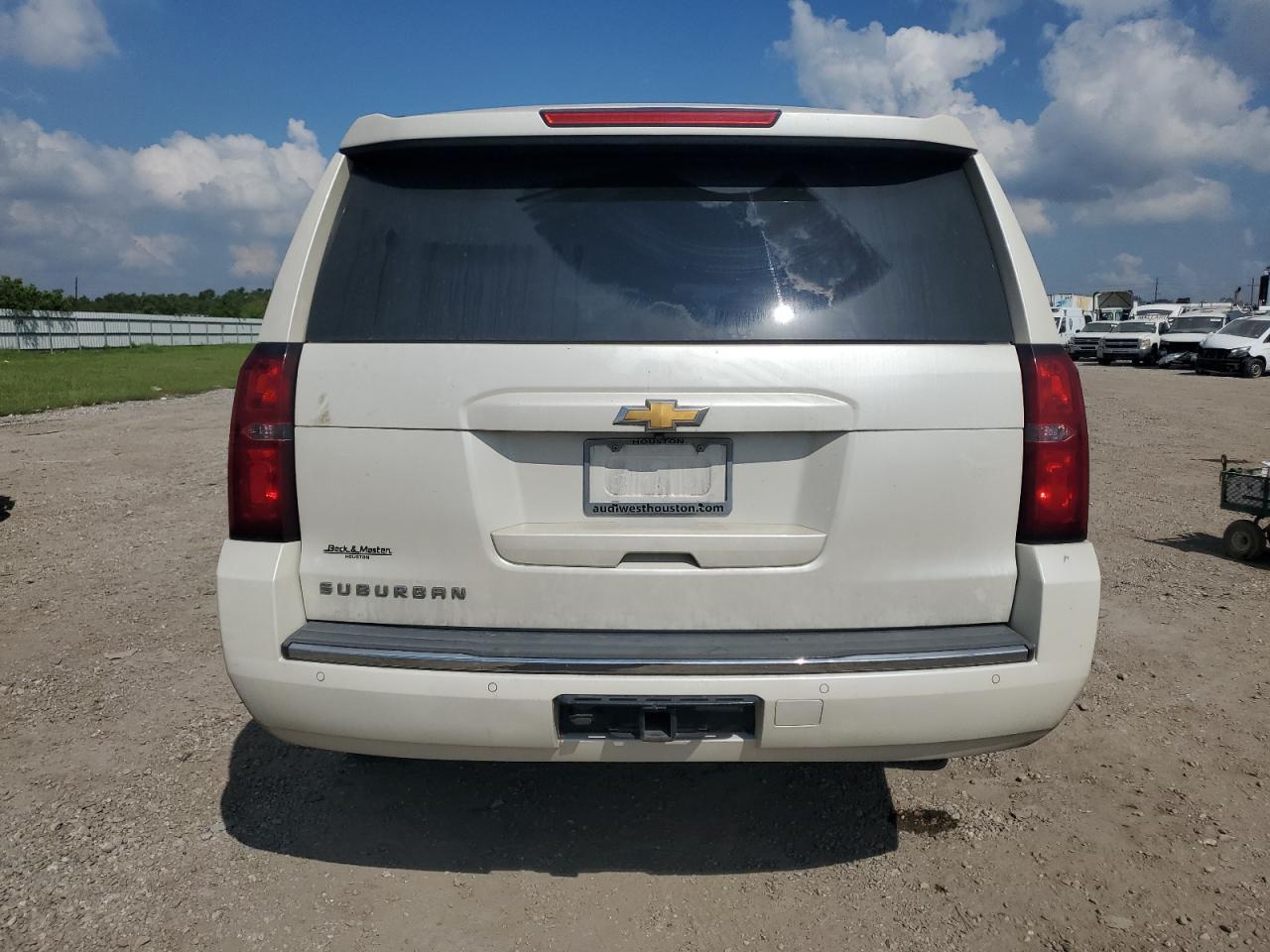 1GNSCKKC1FR573715 2015 Chevrolet Suburban C1500 Ltz