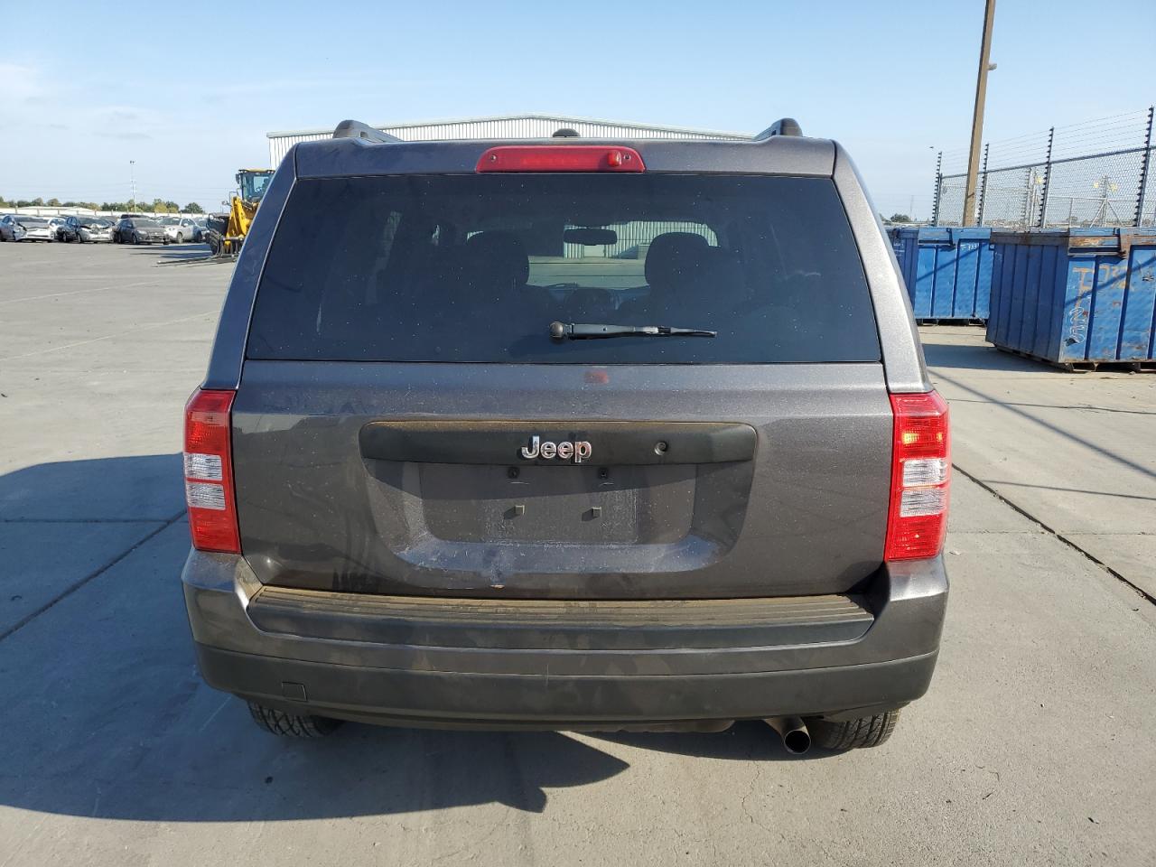 2016 Jeep Liberty (Patriot) - Image 6