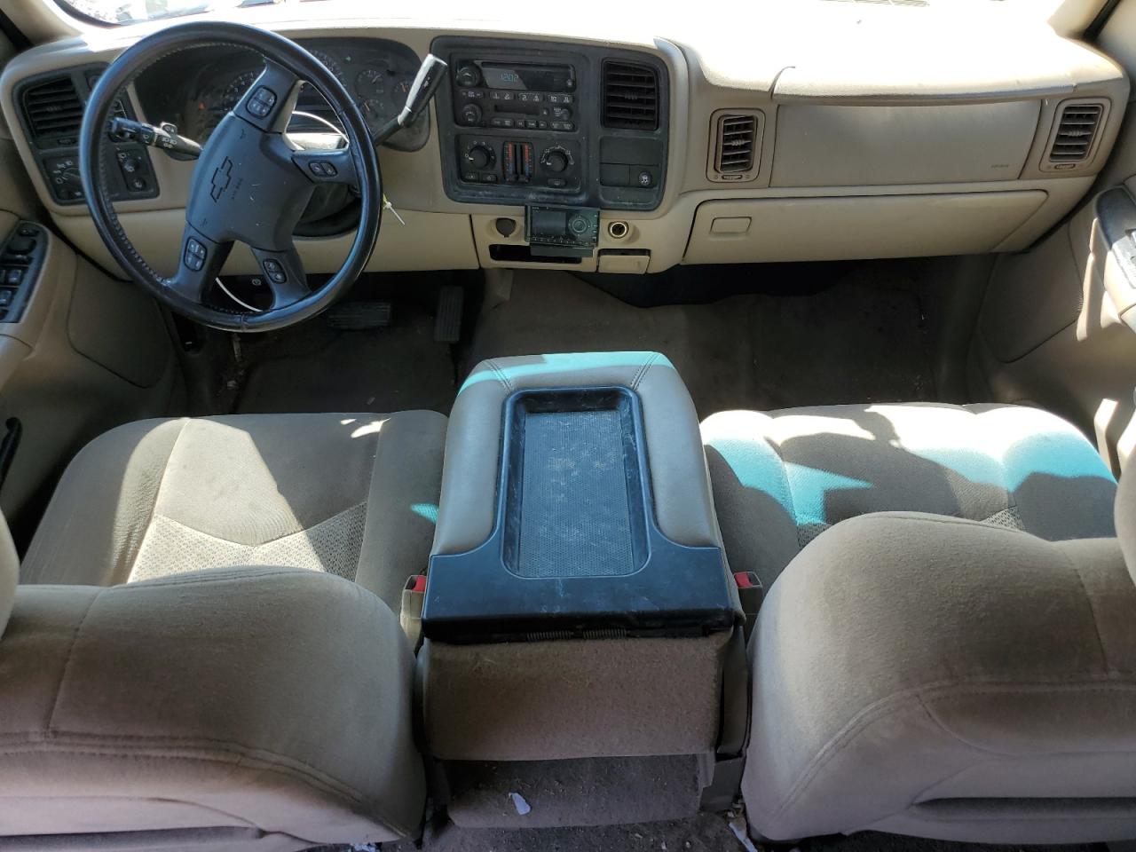 2005 Chevrolet Tahoe - Image 8