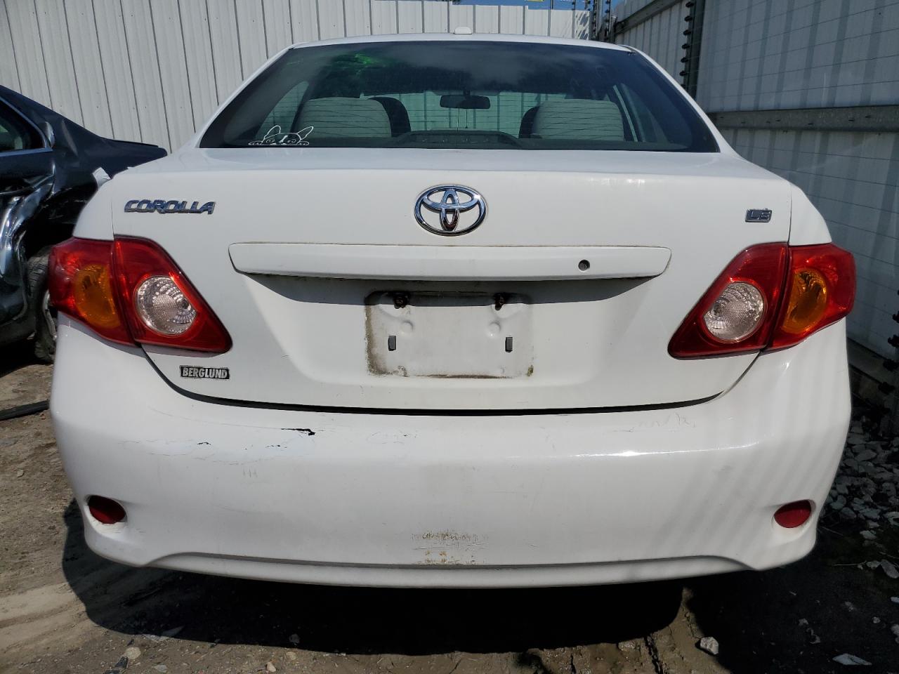 2009 Toyota Corolla Base VIN: 1NXBU40E39Z133353 Lot: 72411454