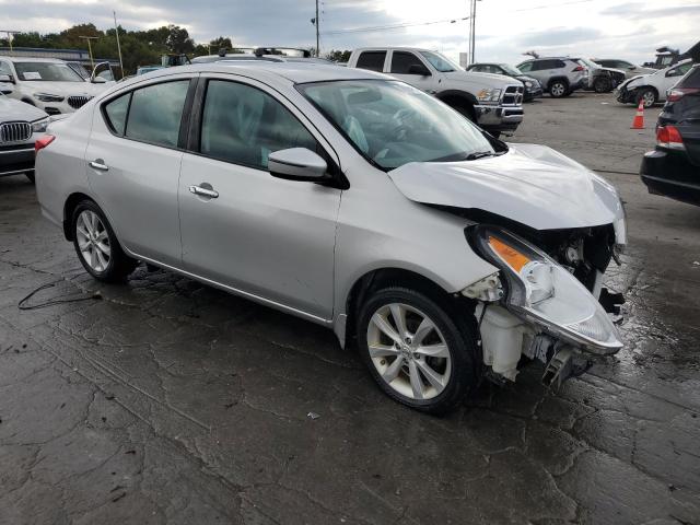  NISSAN VERSA 2016 Сріблястий