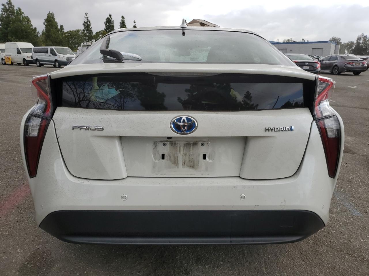 2018 Toyota Prius VIN: JTDKARFU6J3548105 Lot: 71853524