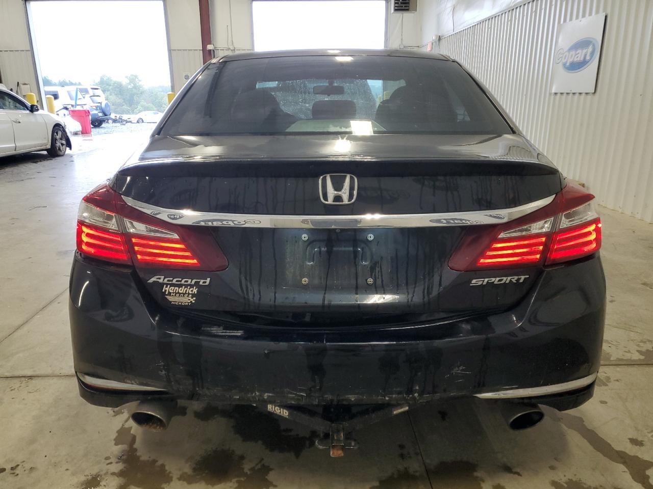 1HGCR2F53HA051291 2017 Honda Accord Sport