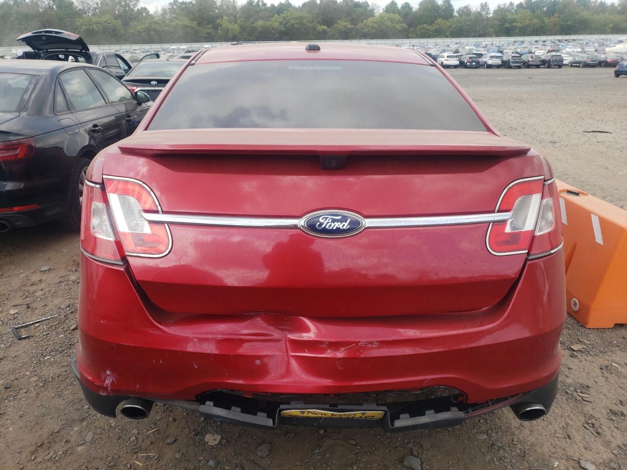 1FAHP2KTXCG119175 2012 Ford Taurus Sho