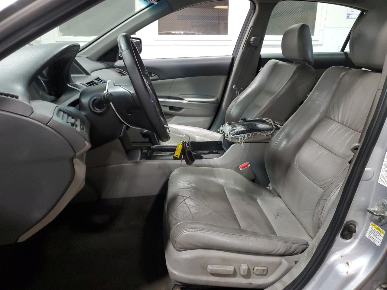 2010 Honda Accord - Image 7
