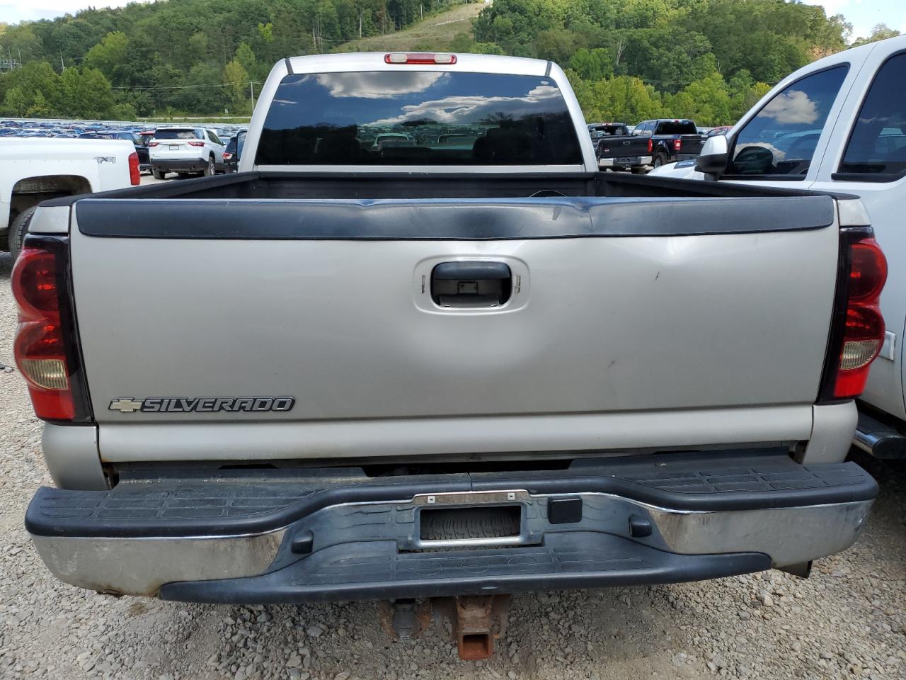 2006 Chevrolet Silverado K2500 Heavy Duty VIN: 1GCHK23D16F210913 Lot: 70589224