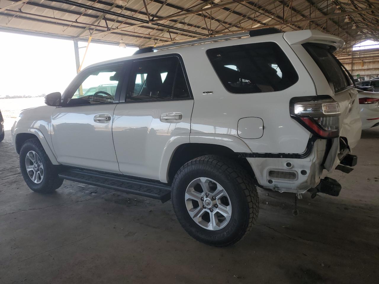 2020 Toyota 4Runner - Image 2