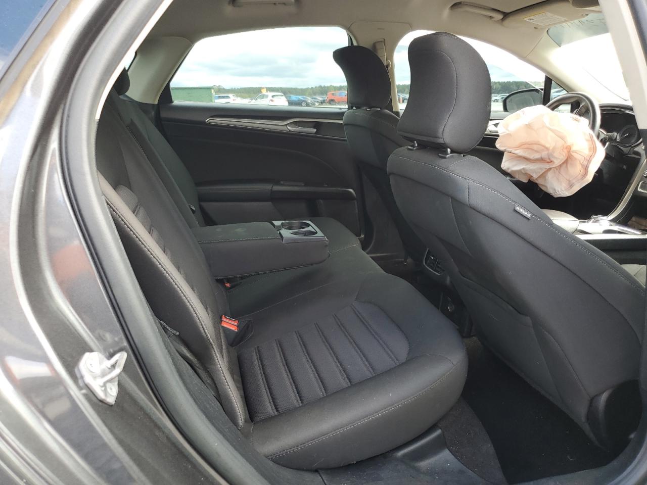 2019 Ford Fusion - Image 10