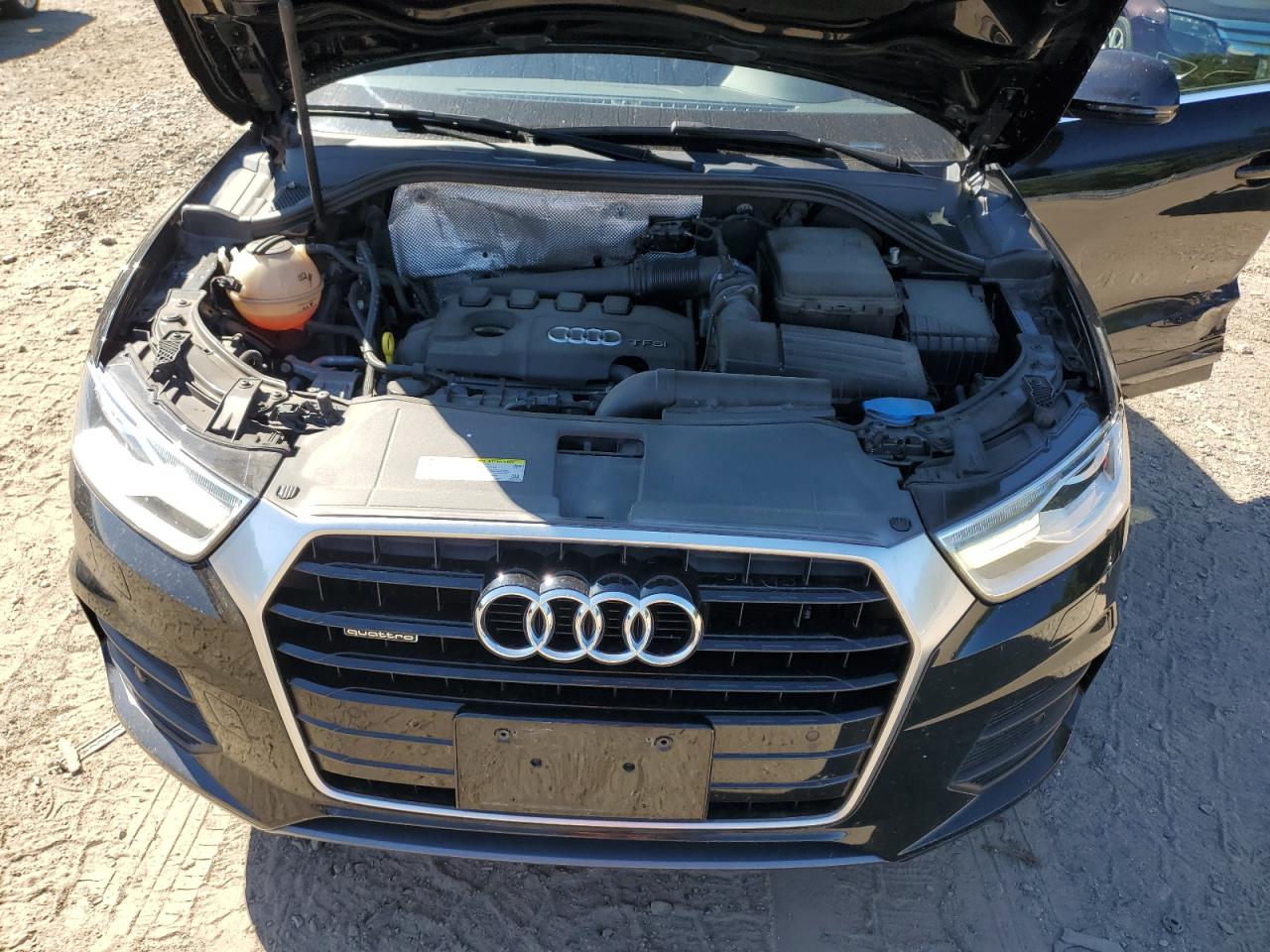 WA1EFCFS9GR015899 2016 Audi Q3 Premium Plus