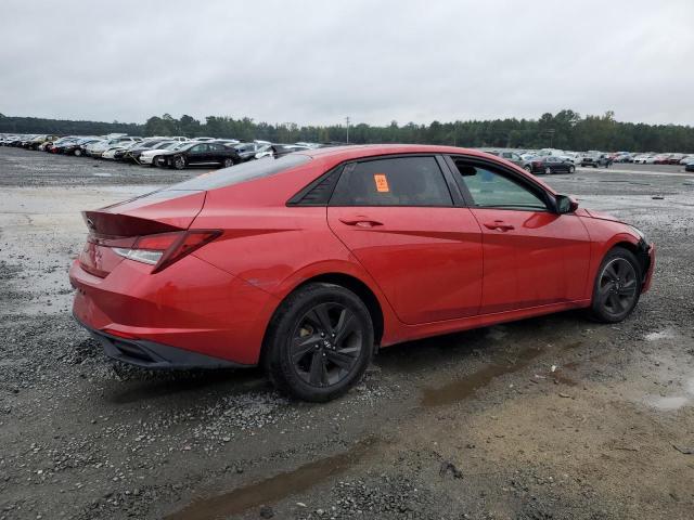  HYUNDAI ELANTRA 2021 Красный
