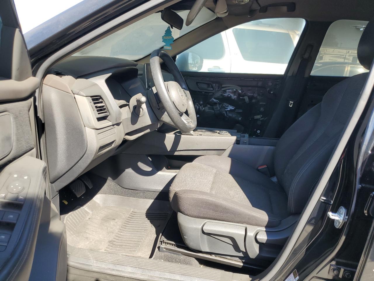 2021 Nissan Rogue - Image 7