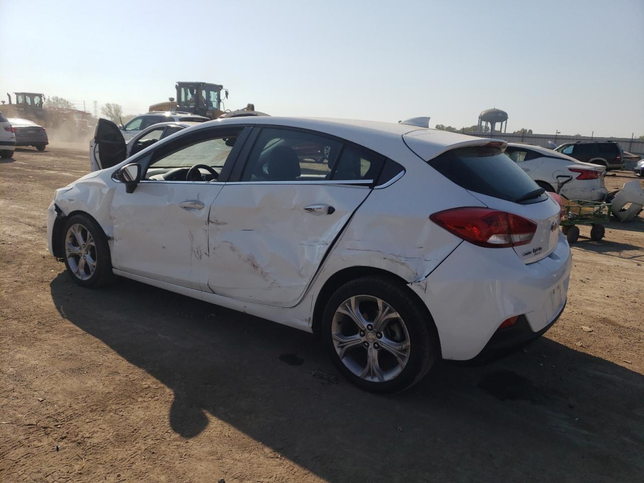 2019 Chevrolet Cruze Premier VIN: 3G1BF6SM2KS585209 Lot: 71743734