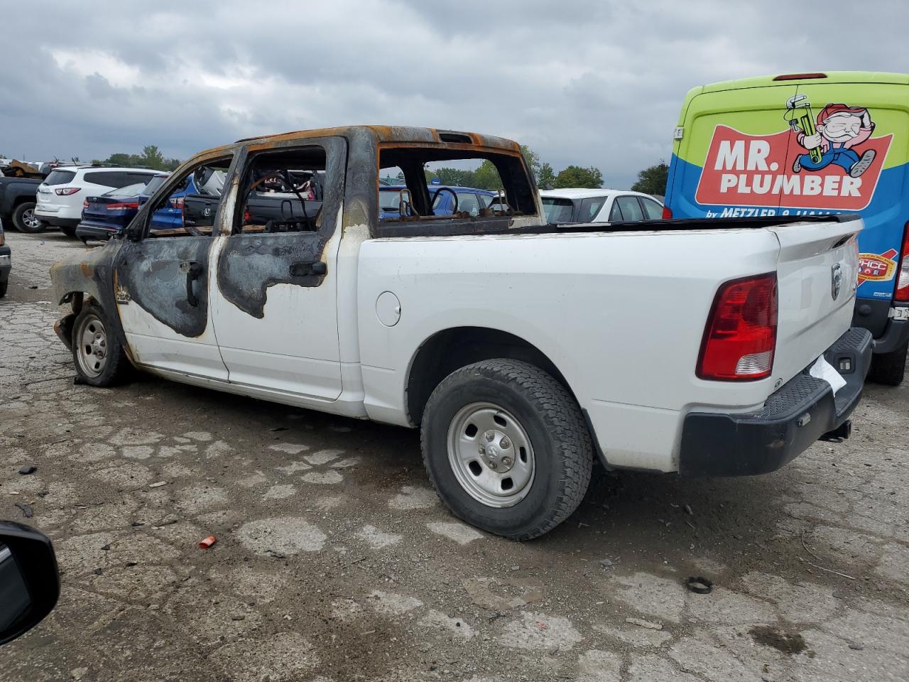 2019 RAM 1500 - Image 2