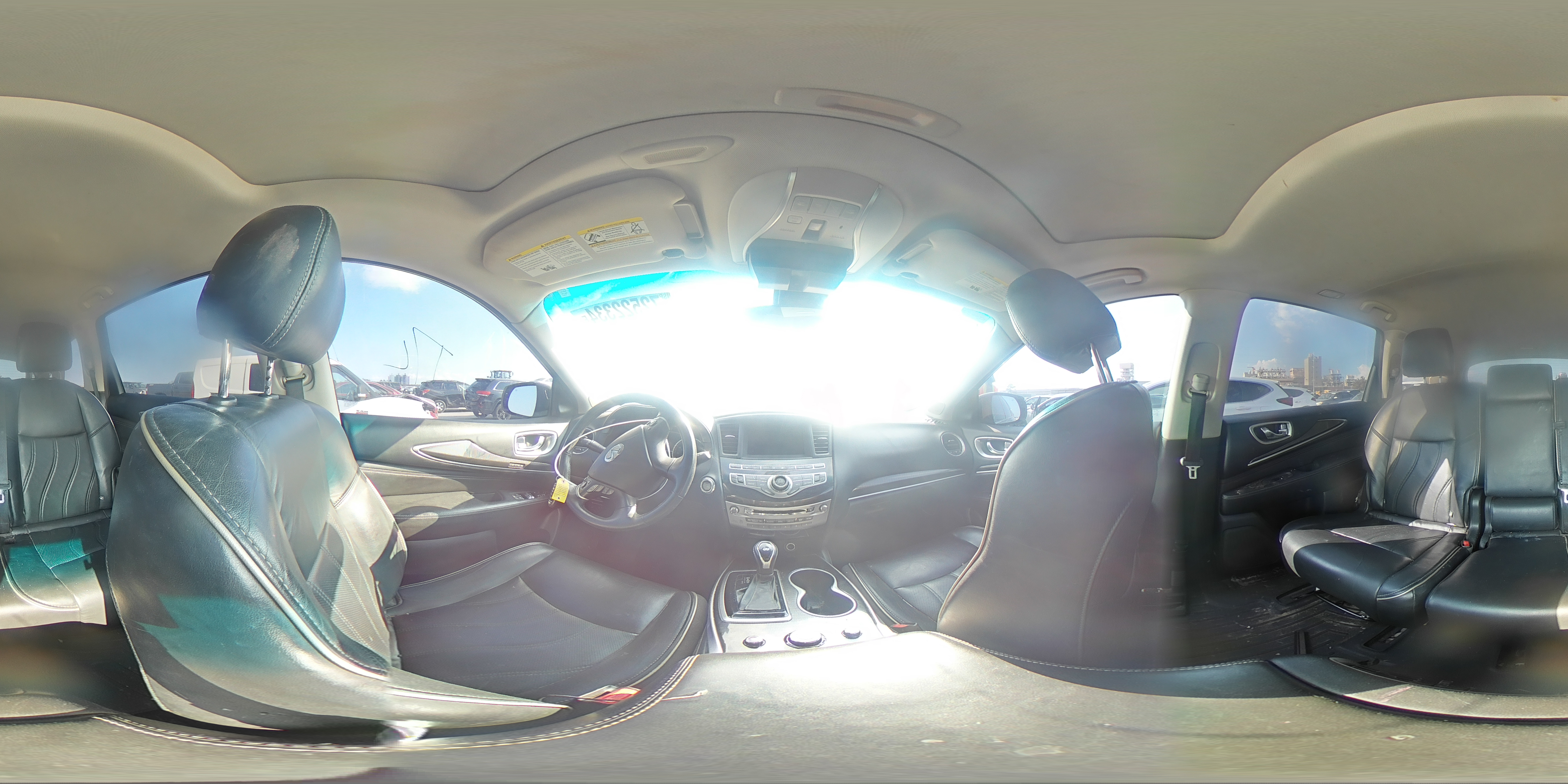 2017 Infiniti QX60 - Image 14