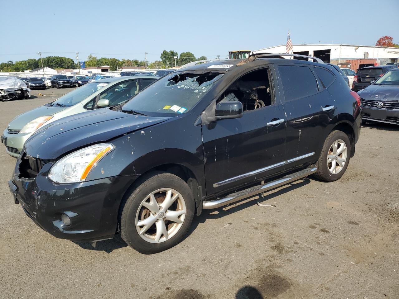 2011 Nissan Rogue - Image 1