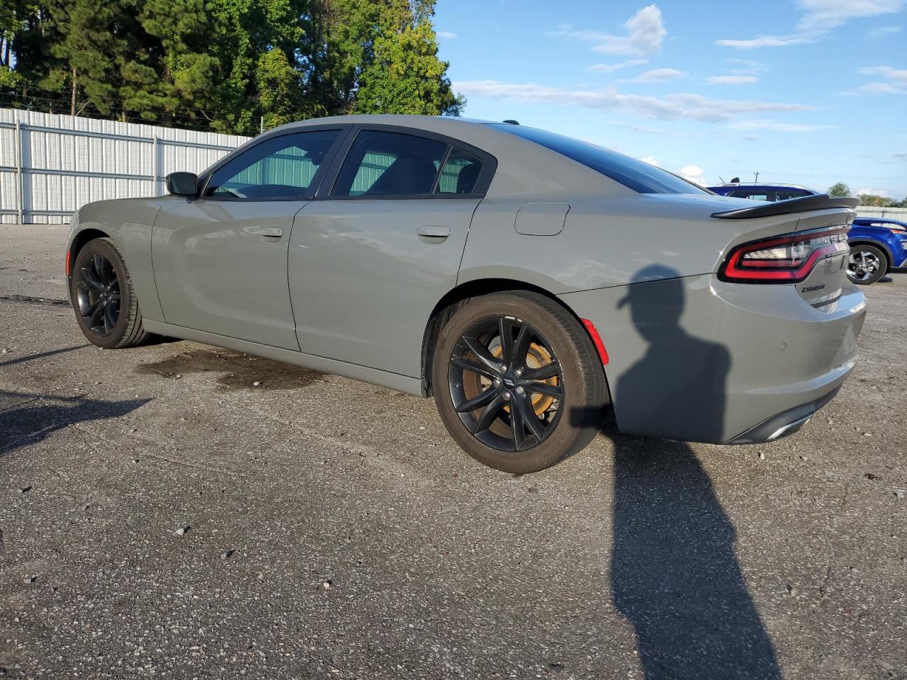 2018 Dodge Charger - Image 2