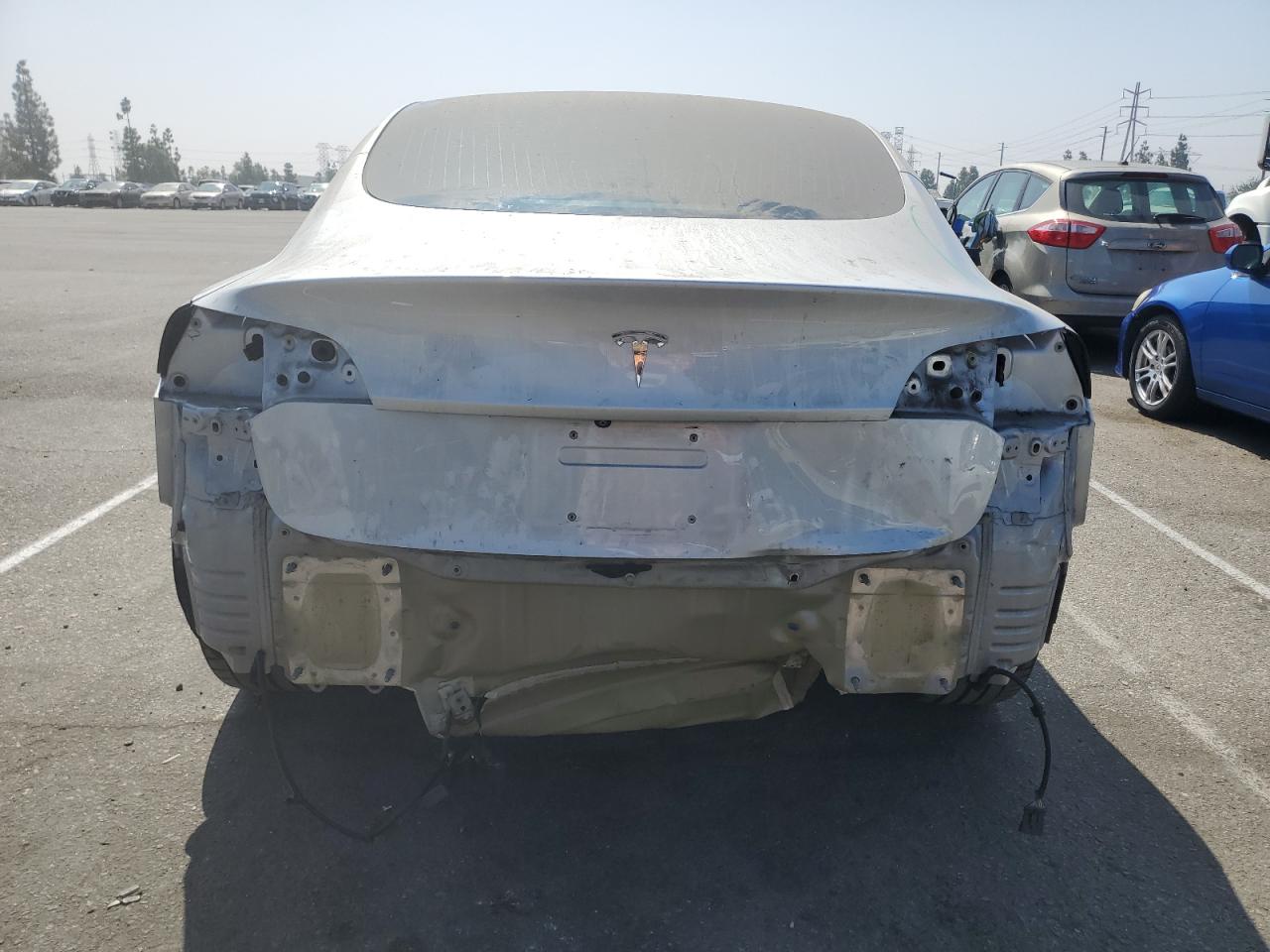 5YJ3E1EB2JF083447 2018 Tesla Model 3