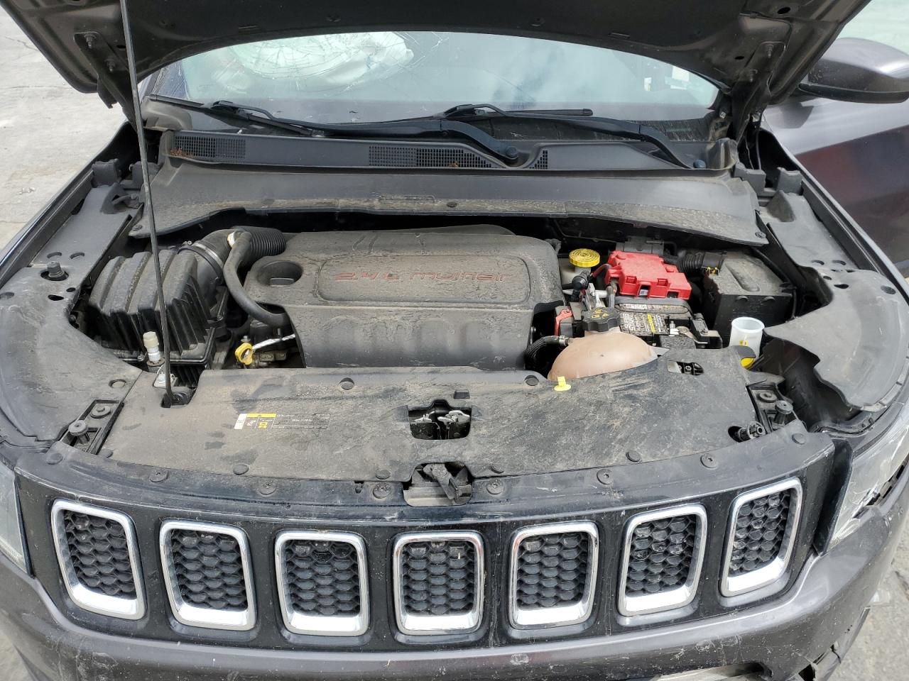 2019 Jeep Compass Latitude VIN: 3C4NJCBB5KT854992 Lot: 72079904