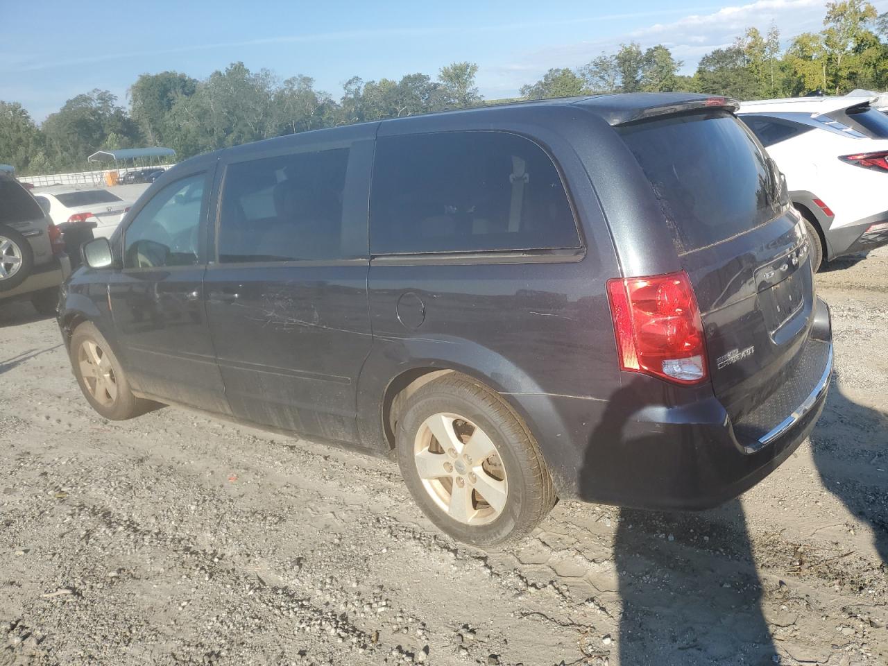 2C4RDGBG8DR762955 2013 Dodge Grand Caravan Se