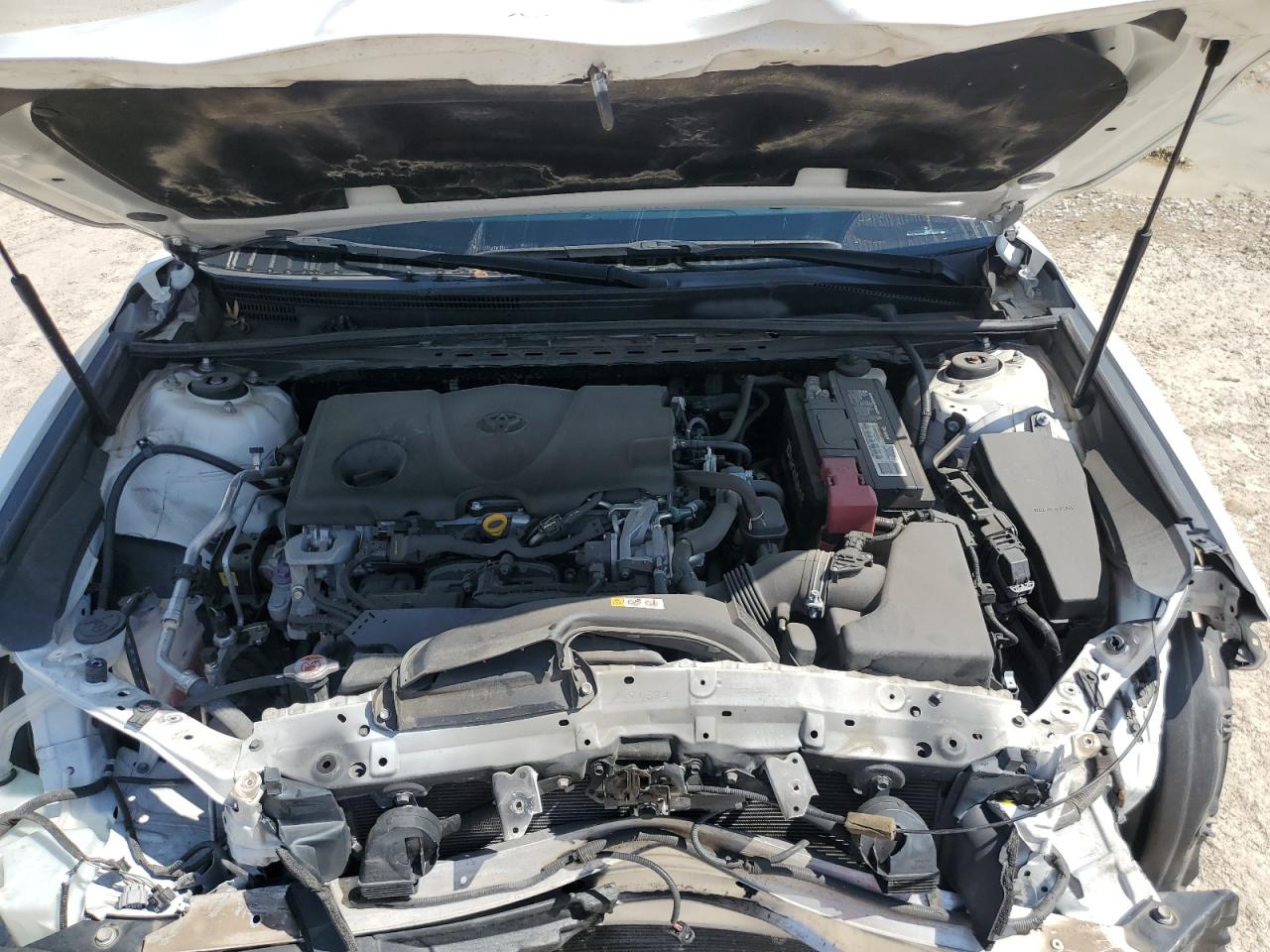 4T1B11HK9JU519572 2018 Toyota Camry L