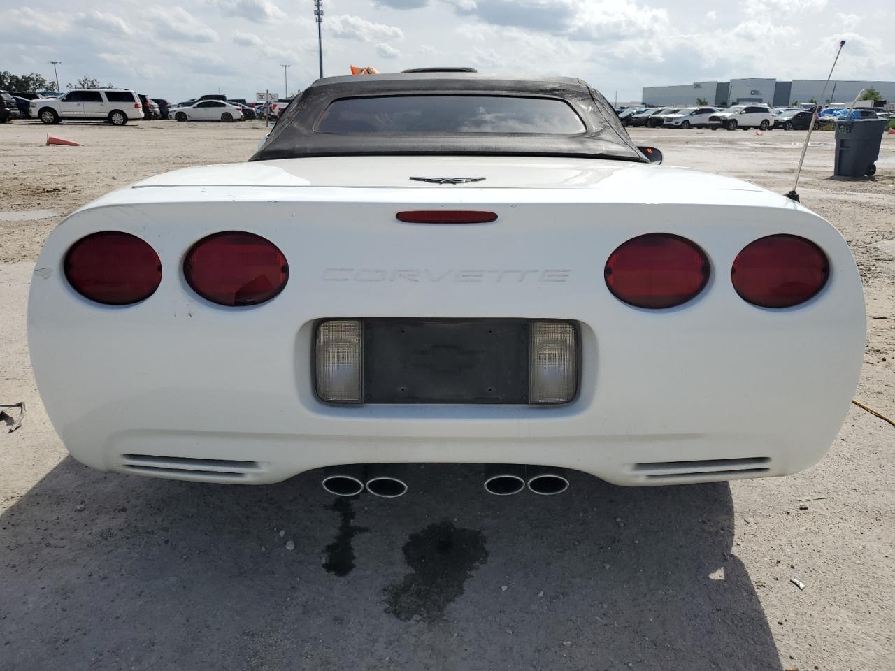 1G1YY32G945108108 2004 Chevrolet Corvette