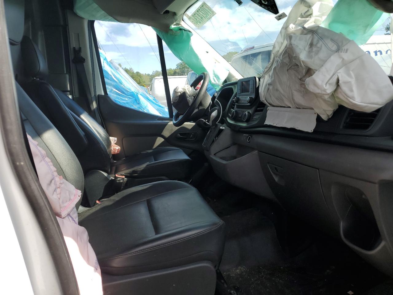 2022 Ford Transit - Image 10