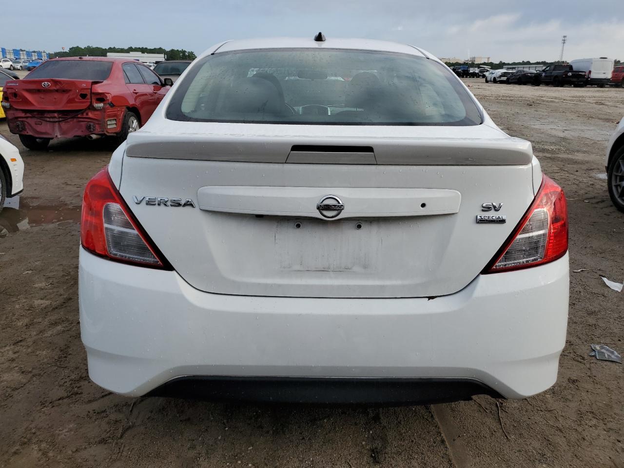 3N1CN7AP9KL880479 2019 Nissan Versa S