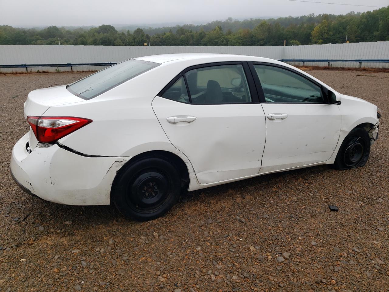 2015 Toyota Corolla L VIN: 2T1BURHE4FC472539 Lot: 71839044