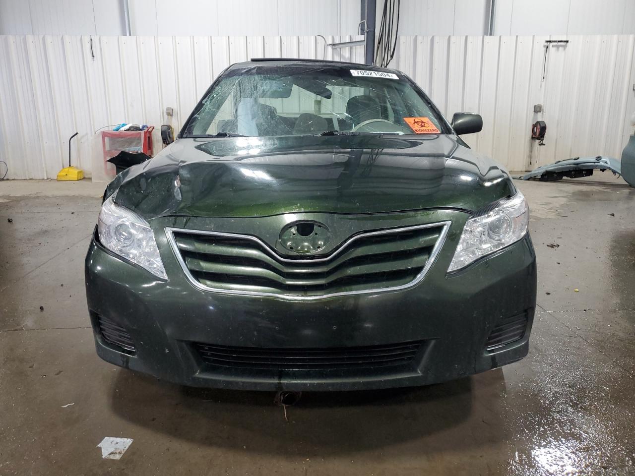 2010 Toyota Camry - Image 5