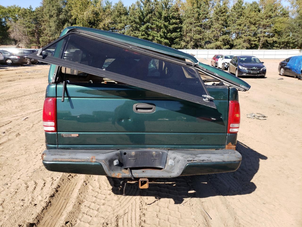 1999 Dodge Dakota - Image 6