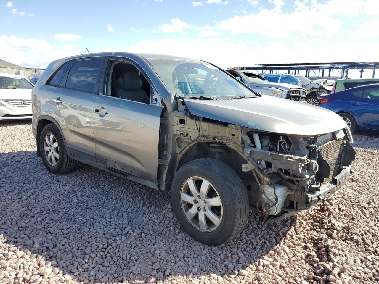 2011 Kia Sorento - Image 4