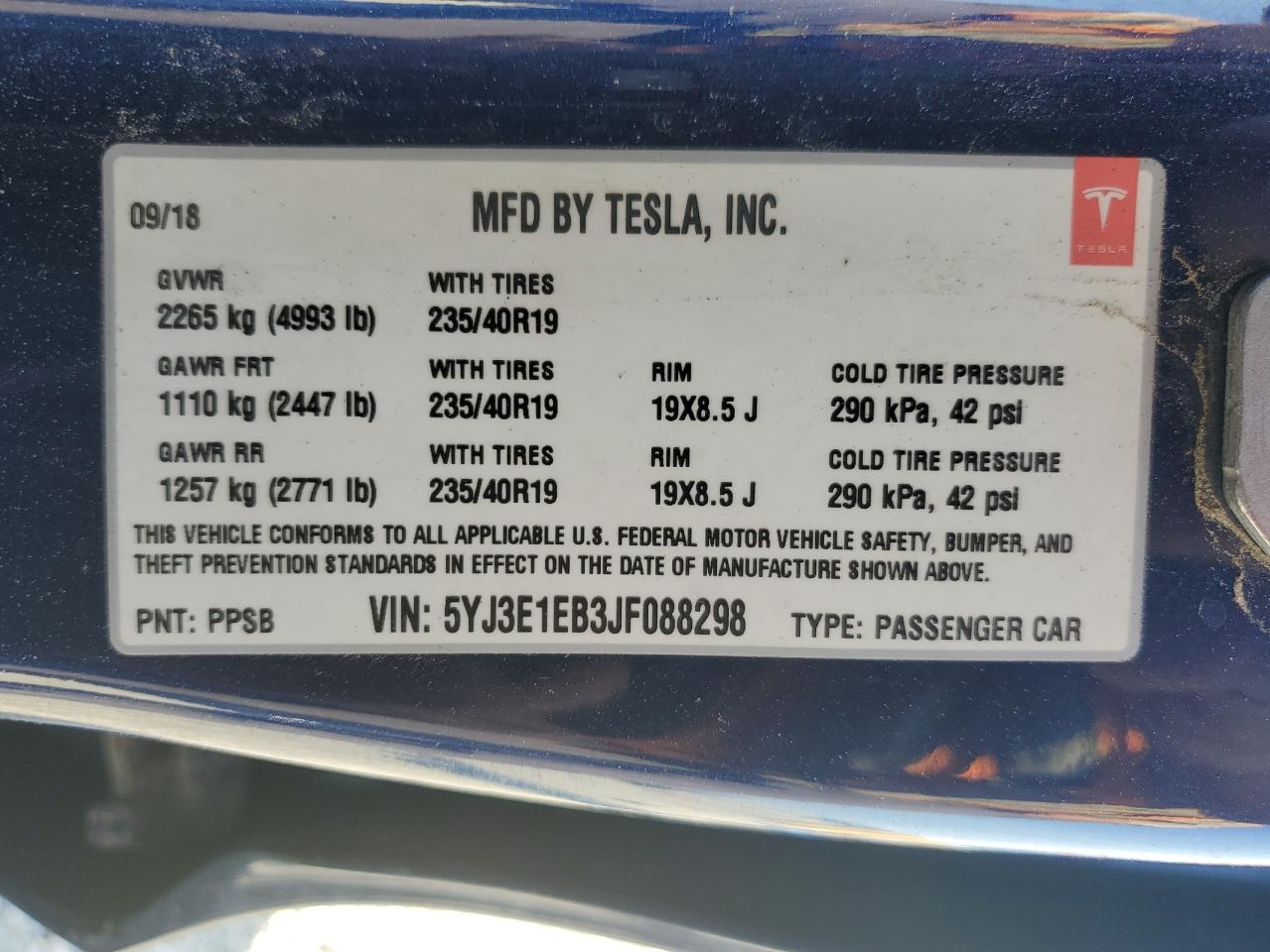 5YJ3E1EB3JF088298 2018 Tesla Model 3