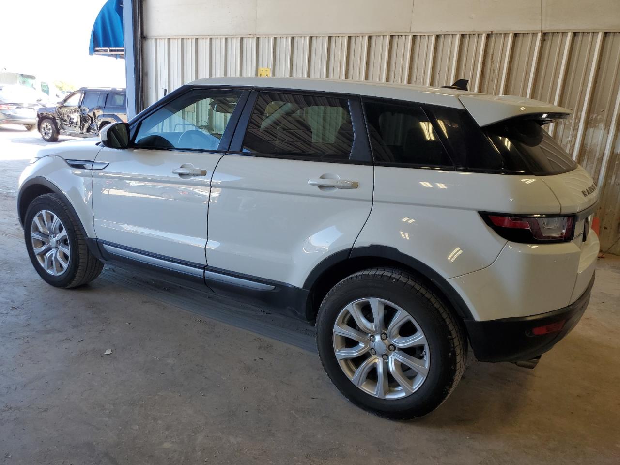 SALVP2BG1GH081442 2016 LAND ROVER RANGE ROVER - Image 2