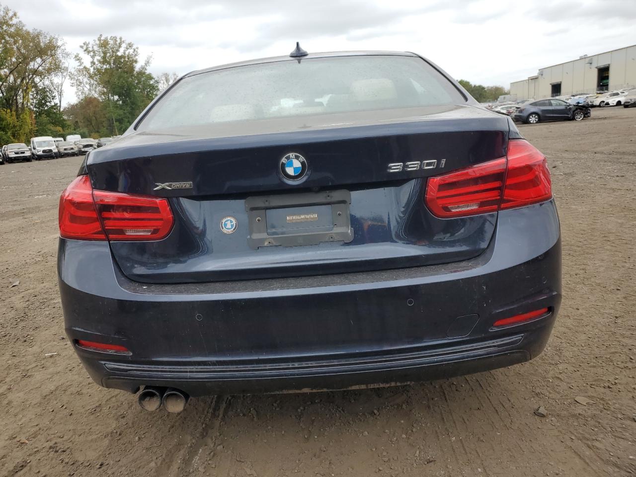 WBA8D9G31HNU61876 2017 BMW 330 Xi