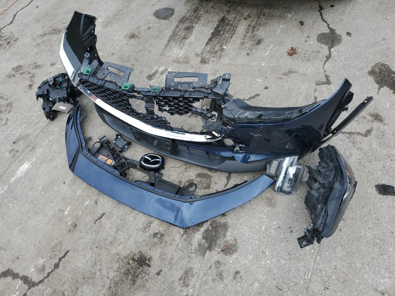 3MVDMBDLXNM429641 2022 Mazda Cx-30 Premium