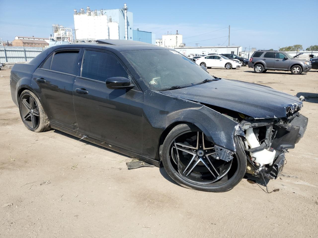 2014 Chrysler 300 - Image 4