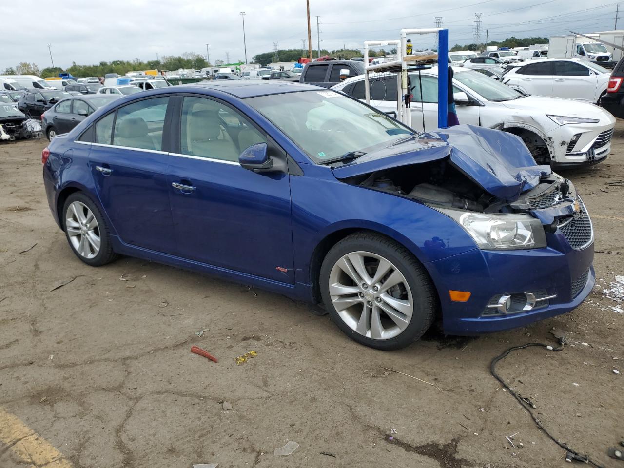 2012 Chevrolet Cruze - Image 4