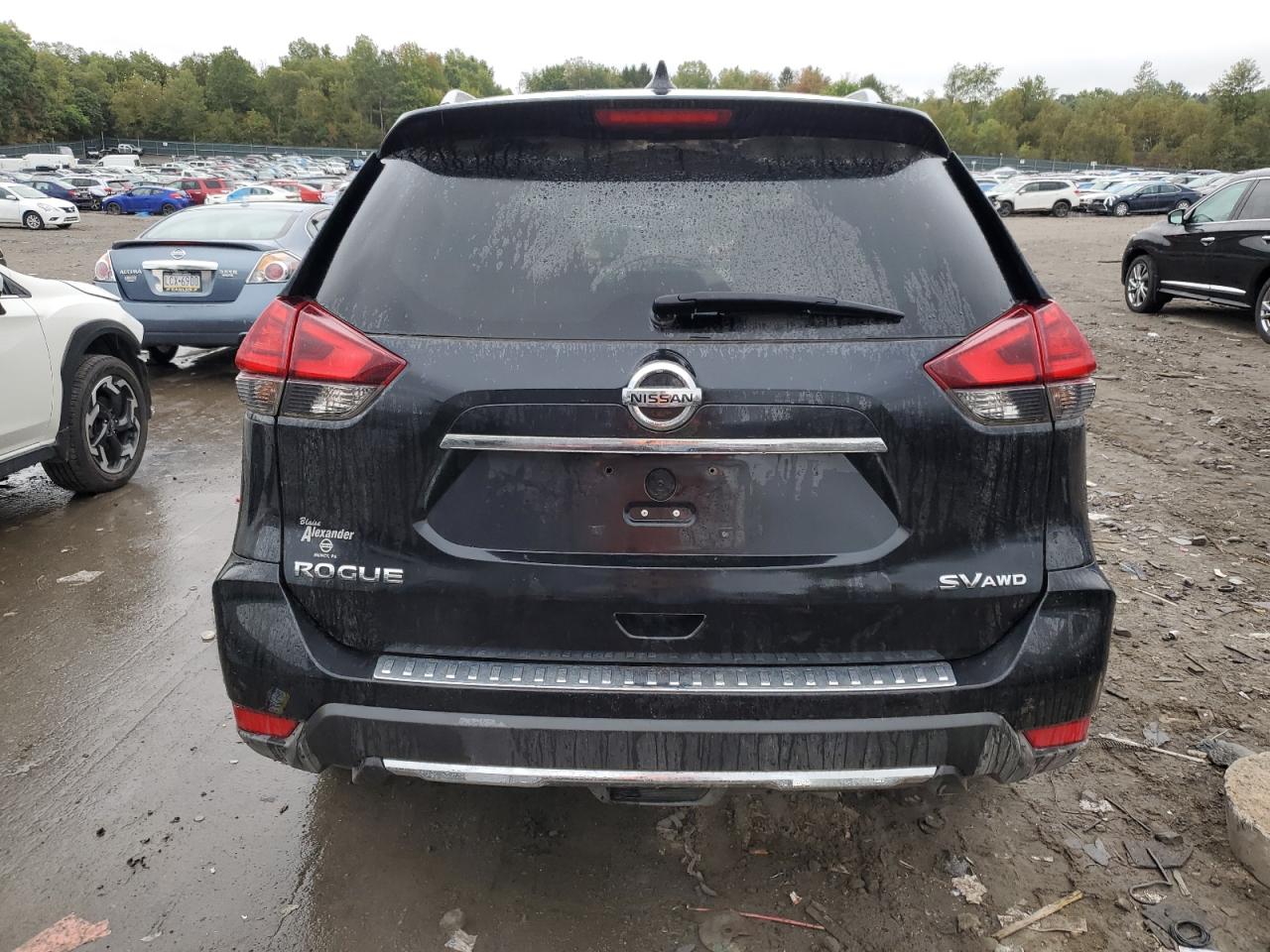 2017 Nissan Rogue Sv VIN: 5N1AT2MV5HC814017 Lot: 72721414