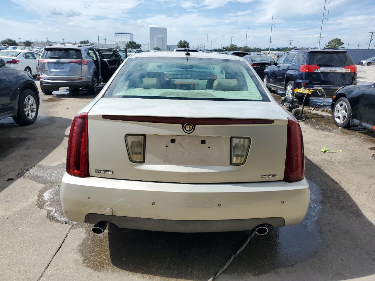 2007 Cadillac Sts VIN: 1G6DC67A070178613 Lot: 73596354